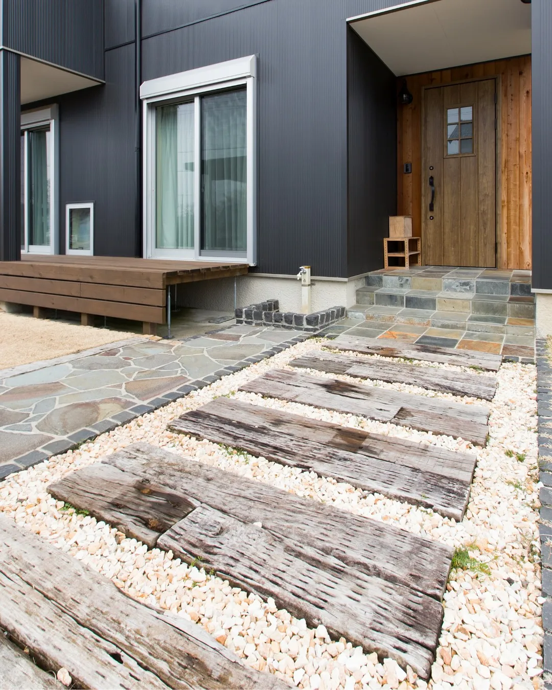 【玄関アプローチどうする?】